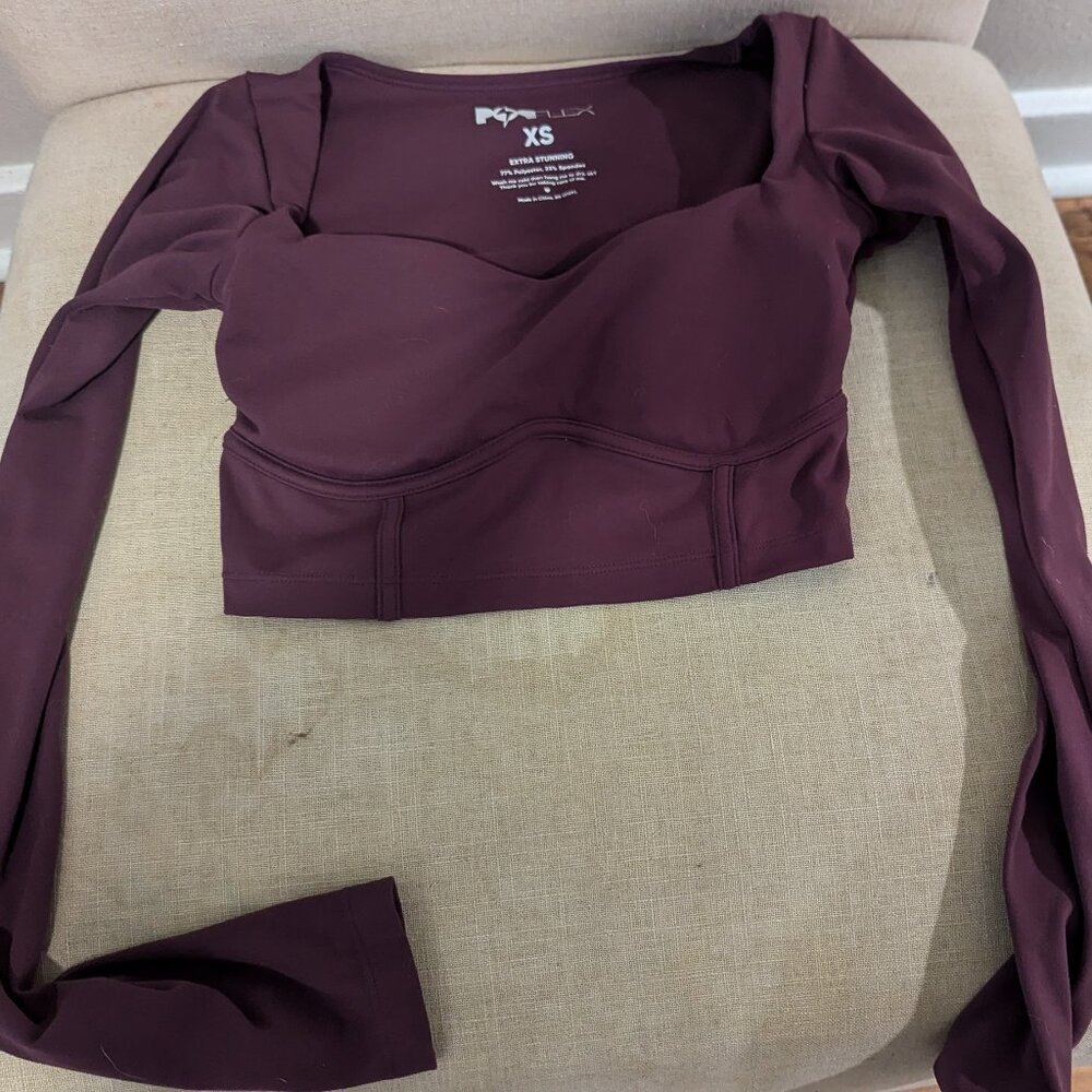 Popflex Sweetheart Long Sleeve Crop Top (xs)
